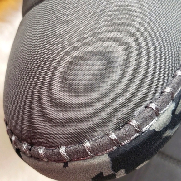 Dr. Scholl's Men's Cozy Bro Grey Nylon Slippers 8M Camo NWT NEW - Picture 8 of 13